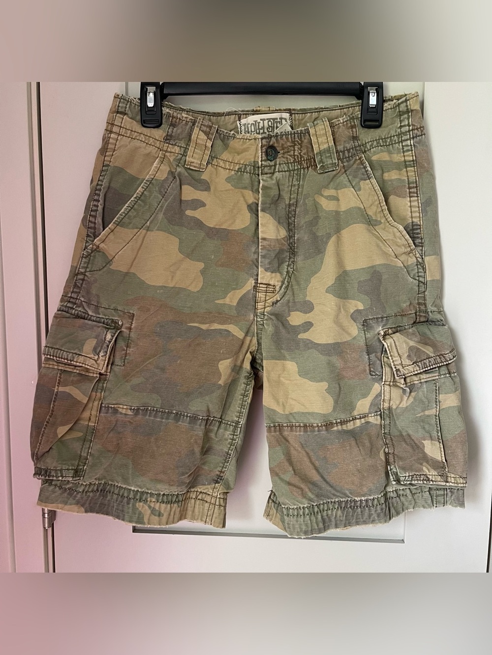 Hollister Men's Camo Cargo Shorts - Olive & Tan